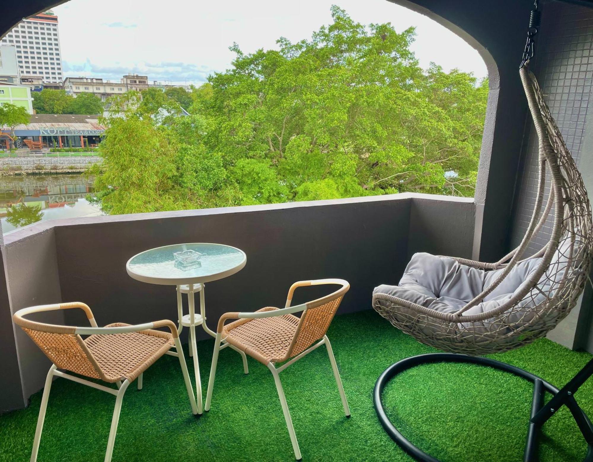 Chanmel Riverside チャンタブリー エクステリア 写真